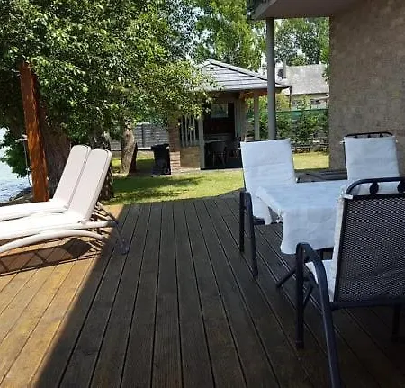 Part Apartman * Fonyód